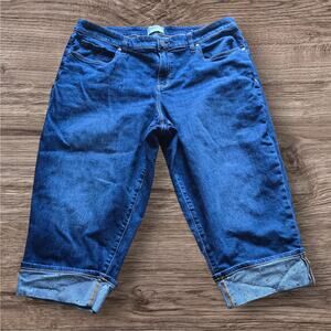 Lane Bryant Signature Fit Mid Rise Boyfriend Bling Cuff Capri Jeans, Size 18